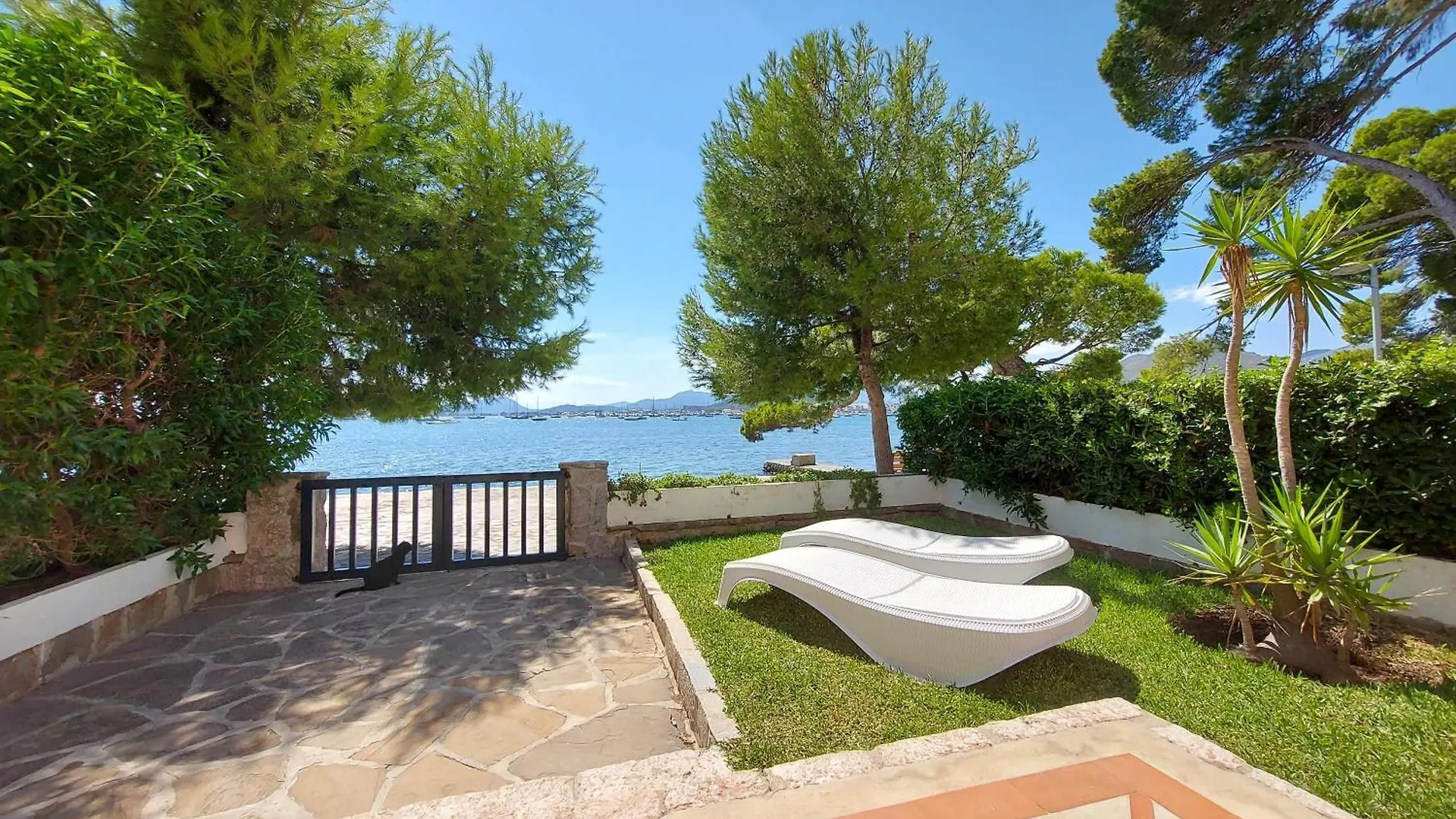Casa Faro: Beachfront Ground Floor Retreat with Sea Views Pollenca 0*,  Spain